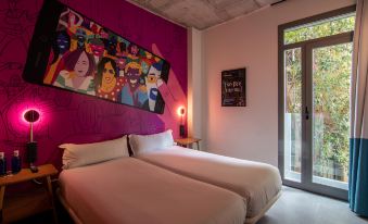 The Central House Granada Elvira