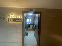 Xika Hotel (Science and Technology Museum Store) Отели в г. 