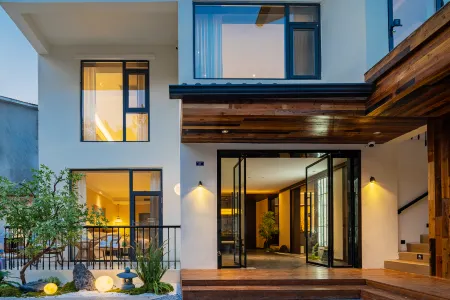 wudangsruyuanjianshan hotel Отели рядом с достопримечательностью «Wudang Mountains Ancient Building Complex»