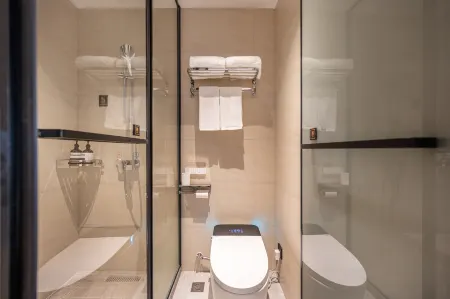 Elong Me Anlai Hotel (Shanghai Global Harbor Meiling North Road Subway Station) Отели рядом с достопримечательностью «Zhenru Ancient Town»