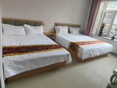 chengdeXingguangzhaodaisuo Hotel a Chengde Railway Station Area
