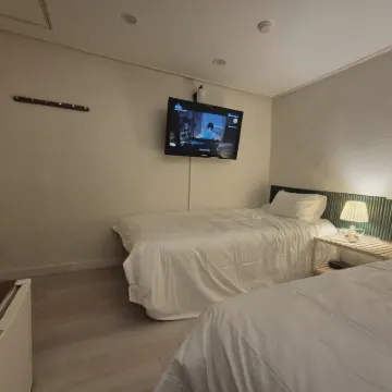 AnOn hostel Hotel berhampiran Stadium Piala Dunia