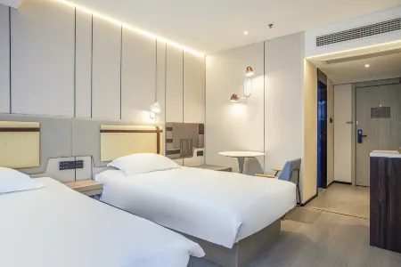MiHouse Hotel (Nanjing XuanWu Gate) Отели рядом с достопримечательностью «Xuanwu Lake Scenic Area»