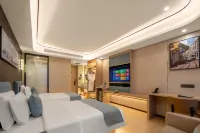 Holiday Inn (Yining Liuxing Street & Yili Normal University)