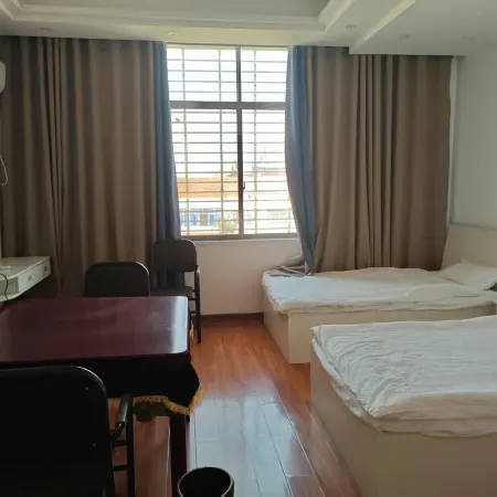 Ruyi Business Hotel