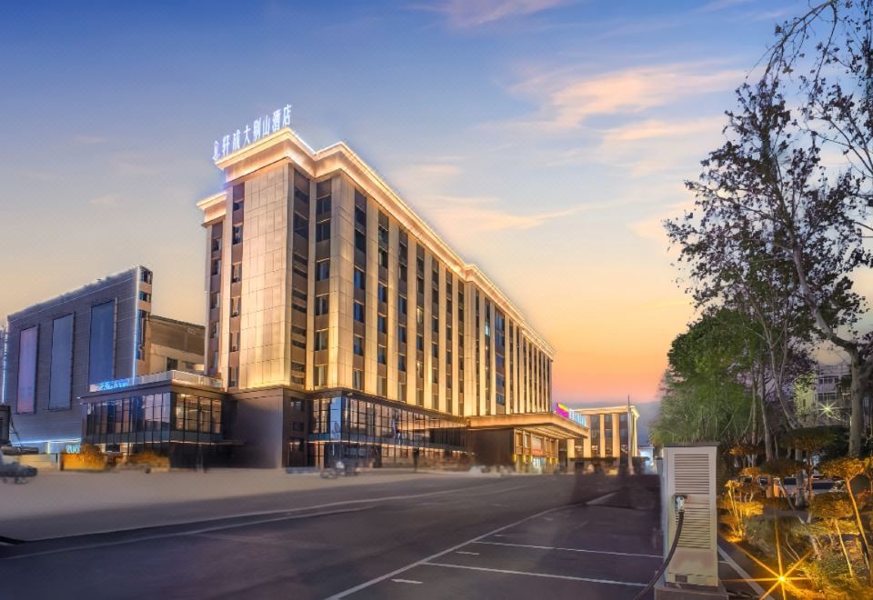 hotel overview picture