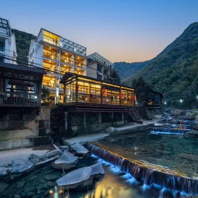 Yun House Hotels near Baiyunyuan