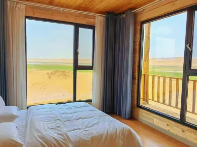 Guanxing Hotel (Alxa Hero Meeting Venue Dream Desert Park) Hotels in Alxa Left Banner