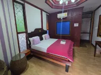 Ruean Mai KhiangLe Songkhla Hotel in zona Tempio Wat Laem Pho