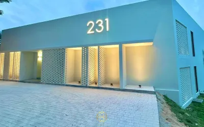 The Luxurious 231, Lake House Villa Hoteles en Pegoh