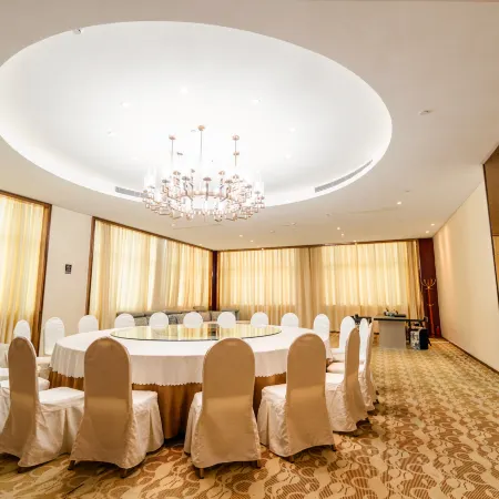 Jiaoling Hotel