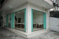 Griya Safitri Syariah Hotels in Pahlawan