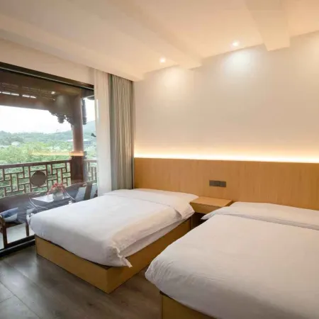 Yihe Yaju Homestay (Hongya Liujiang Ancient Town)