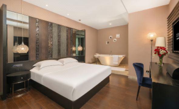 6698 Crystal Hotel(Hangzhou Sijiqing Qingling Road Subway)