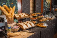 RIVERIA HOTEL - breakfast