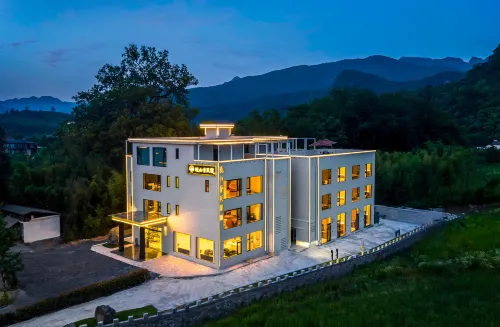 Xiaoshan Qing ·Riverside & Mountain-surrounded Luxury Resort Villa Hotels in Ningguo