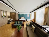 Urba Hotel (Tekes Bagua City Taiji Altar Branch)