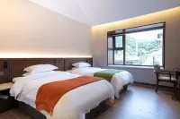 Qinglong Chunshantu Hotel - Parkplatz