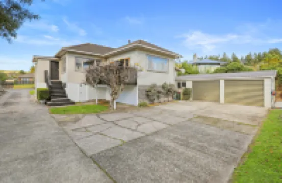 Redwoods Retreat Hotels in 