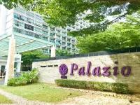 Palazio Mount Austin By Stayrene