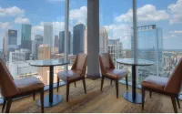 Hilton Americas - Houston - bar