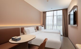 Hanting Hotel (Shanghai Luoshan Road Metro Station)