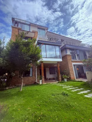 Mile Lanquan Yishu Homestay (Huquan Ecological Park)