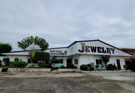주얼리 리조트 앤드 빌라 타가이타이