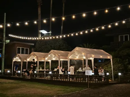 Dyne Ocenano Hotel Отели рядом с достопримечательностью «Aewol Coast Road»