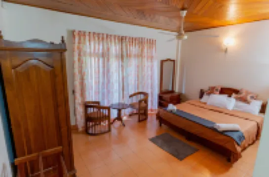 4- Bedroom Green Oasis in Kandy Hotels in Ampitiya