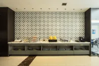 XIAMENAIR TIANJING HOTEL (Tianjin Binhai International Airport)