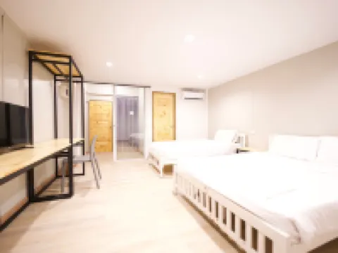 ลิ้ตเติ้ล รูมส์ โรงแรมในอำเภอเมืองจันทบุรี