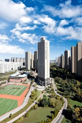 Colorful Yunnan • Petal | Sky View • Cloud Travel Hotel