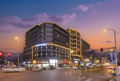 VYBEHOUSE Hotels near Nanchang Augest 1st Memorial Hall