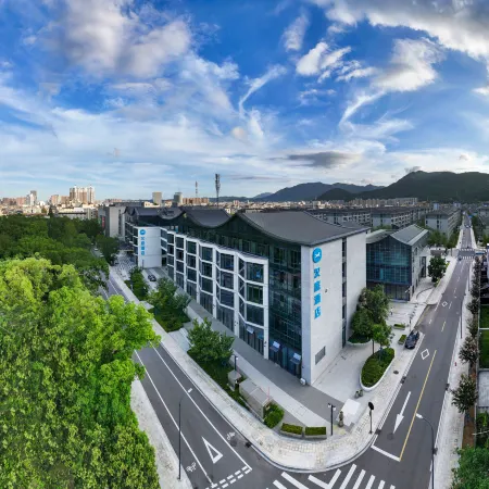 HanTing Hotel (Ningbo Xiangshan Powerlong Tiandi)