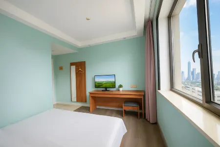 Taiyuan Manting Fashion Hotel (Railway Station Chaoyang Street) Отели рядом с достопримечательностью «Shuangta Temple (Twin Pagoda Temple)»