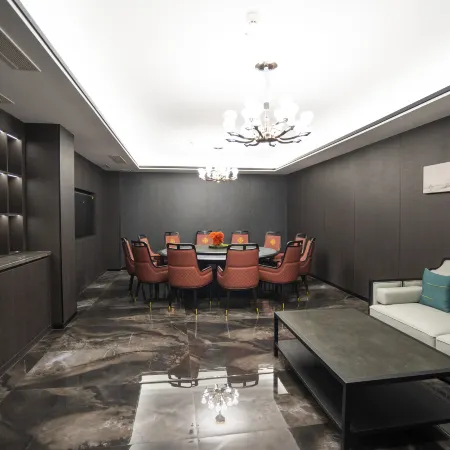 Jiashenglun Hotel