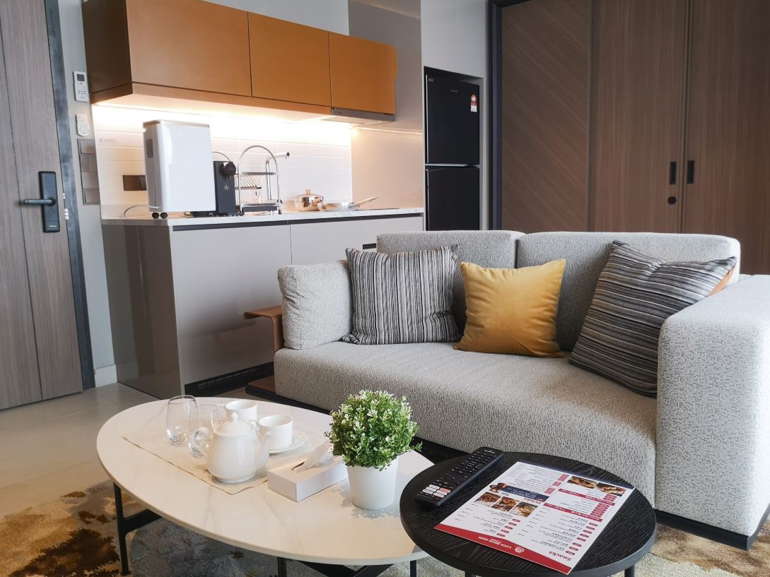 Deluxe 1-Bedroom With Bathtub