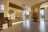 Mingyue Songjian Homestay (Heyuan Zijin Jiuhe Hot Spring)