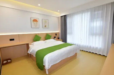 Yunqi Mountain Residence Homestay (Wenchang Longlou Aerospace City) Hotels in Tongguling National Nature Reserve