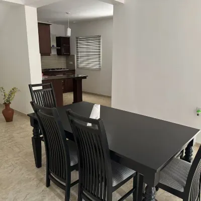 連晨皓民宿 鄰近St.Odilia Catholic Church的酒店