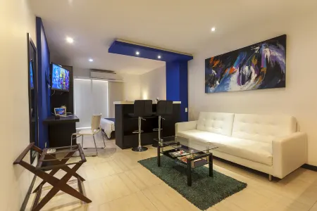 Aqua Granada Hotel Отели рядом с достопримечательностью «Cali Zoo»