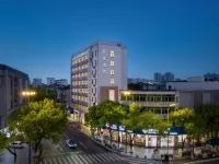 QIJUJIUDIAN Hotel di Pinghu
