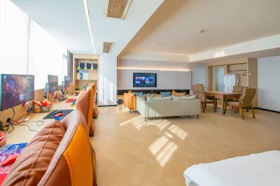 Moyun E-sports Hotel Hotels in Five-star Garden/North Lake Park/1227 Plaza