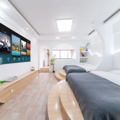 Yuhuan Homestay (Chunxi Road Branch) Hotels near Jinjiang Theatre