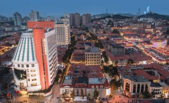Atour Hotel Qingdao Zhanqiao Zhongshan Road