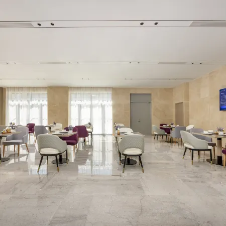 Lifeng Hotel (Boluo Yida City Plaza High-Speed Rail Station Branch)