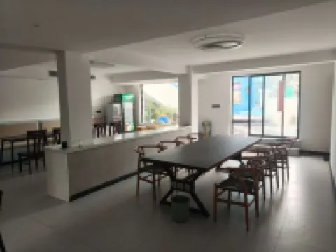 Floral Hotel·Shengsi Muye Hotel