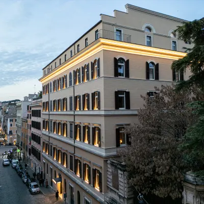 Palazzo 4 Fontane 12 Hotels near Barberini Metro Station