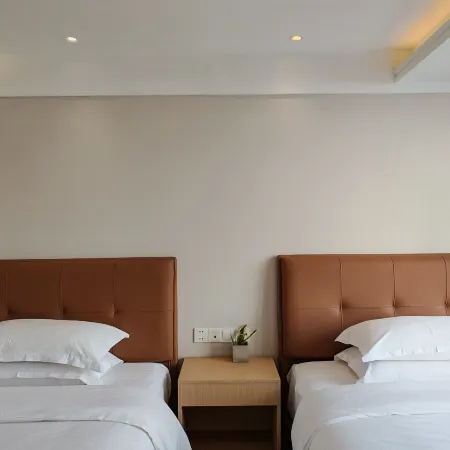 ZX.Yue Hotel (Chongqing Jiangbei International Airport Branch) Отели рядом с Аэропорт Цзянбэй